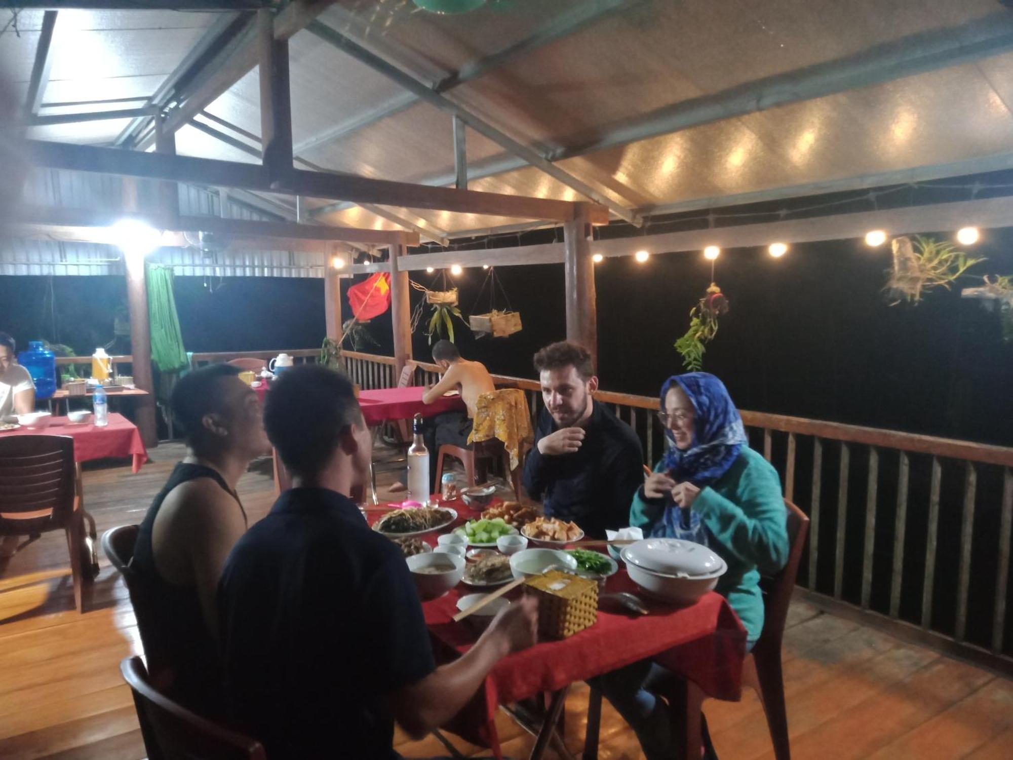 Trần Xuân Homestay - Ba Bể Extérieur photo