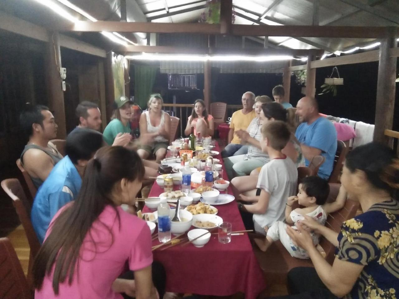 Trần Xuân Homestay - Ba Bể Extérieur photo